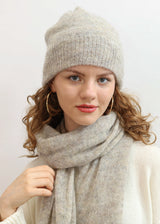 Dažādu krāsu mohēras  vilnas cepure / šalle vai komplekts