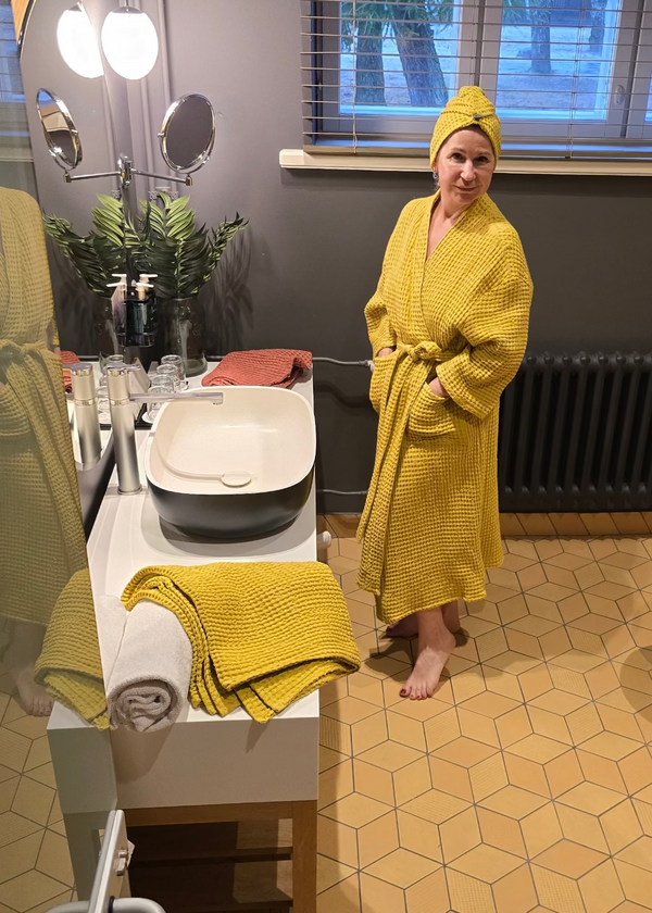 bathrobe