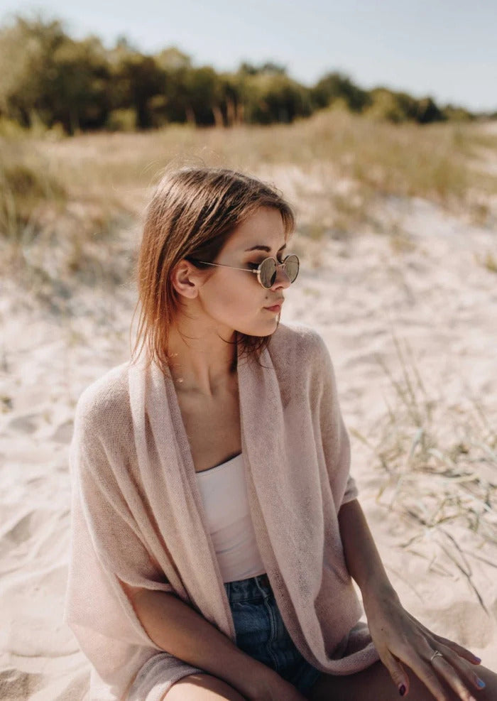 #Color_Beige